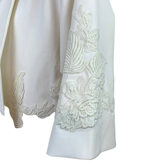 CHICO'S BLACK LABEL Lace Applique Jacket with Tags Size 00 - Picture 5 of 9